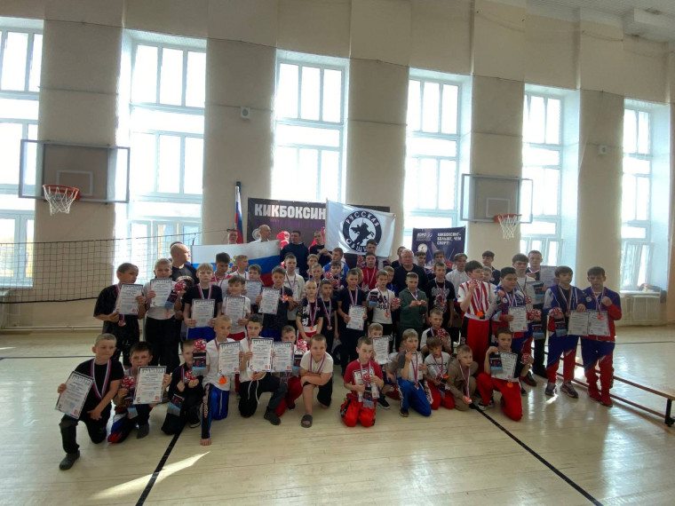 7 июня в спортивном зале МБОУ "Красноборская средняя школа" прошел 3 открытый турнир «Кубок Красноборца» по кикбоксингу в дисциплине «Лайт-контакт».. 7 июня в спортивном зале МБОУ "Красноборская средняя школа" прошел 3 открытый турнир «Кубок Красноборца» по кикбоксингу в дисциплине «Лайт-контакт»..